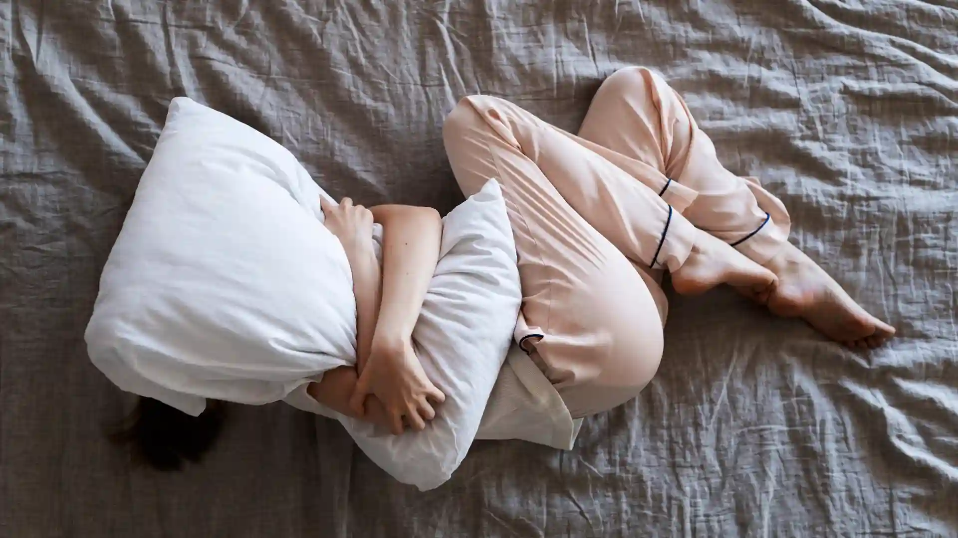causes of insomnia in elderly females